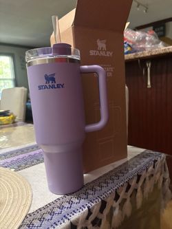 Stanley Quencher Tumbler with Handle – Lavender