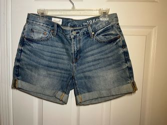 GAP shorts