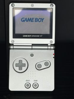 Nintendo Gameboy Advanced SP Silver