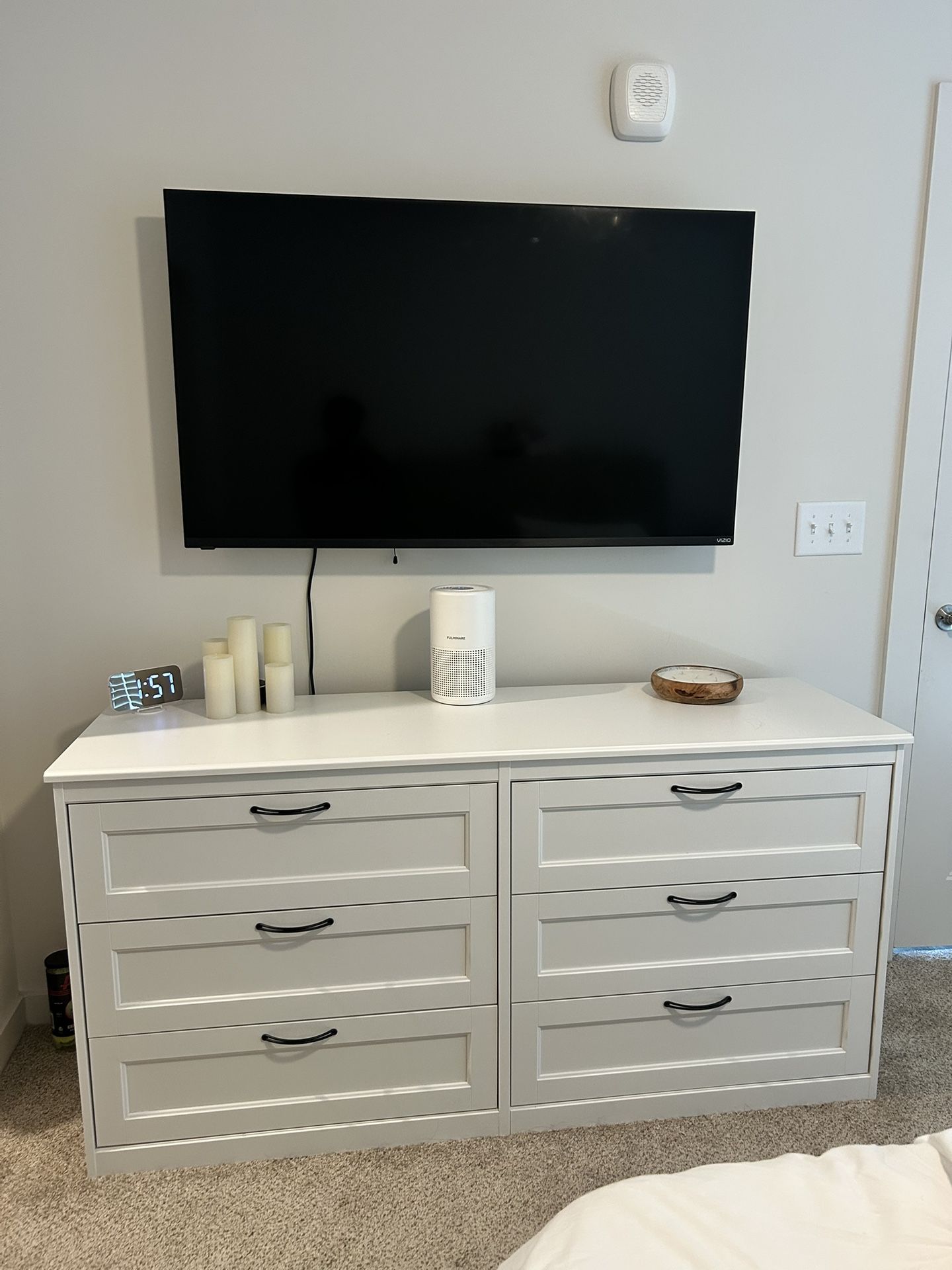 White Ikea Dresser 