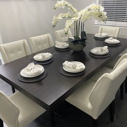 Extending Dining Table 