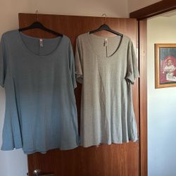 LuLaRoe Set Of Two; Short Sleeve Tunic Blouse  3XL