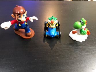 Mario bros Mc Donald’s toys