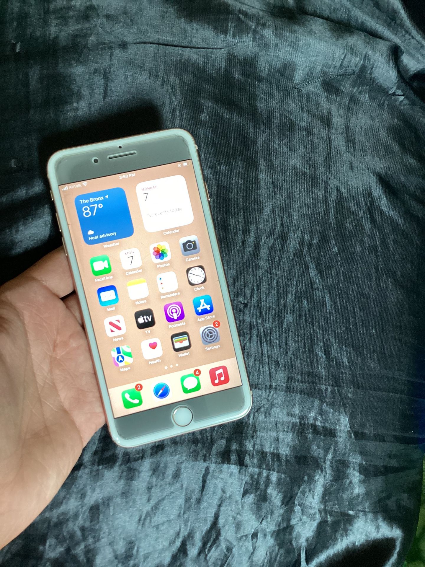 iPhone 8 Plus 