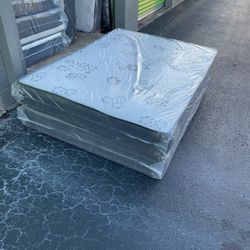 NEW FULL SIZE SET MATTRESS AND BOX SPRING-2pcs 