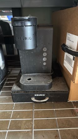 Keurig with stand