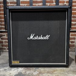 Marshall JCM 800 Lead–1960 cabinet