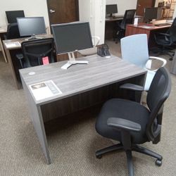 Simple Office Desk - Commercial Laminate