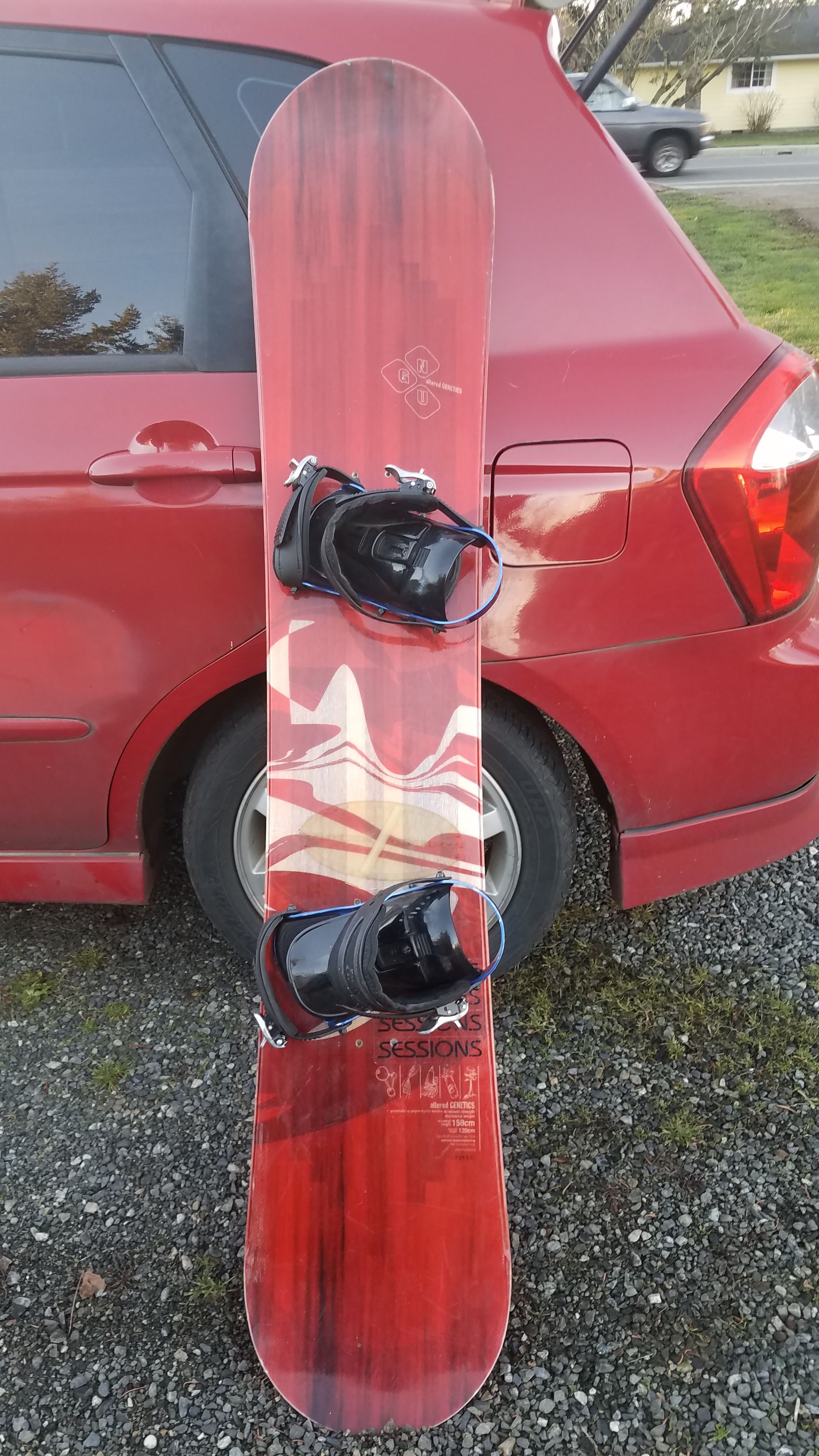 RARE GNU ALTERED GENETICS WOOD CORE 158cm SNOWBOARD