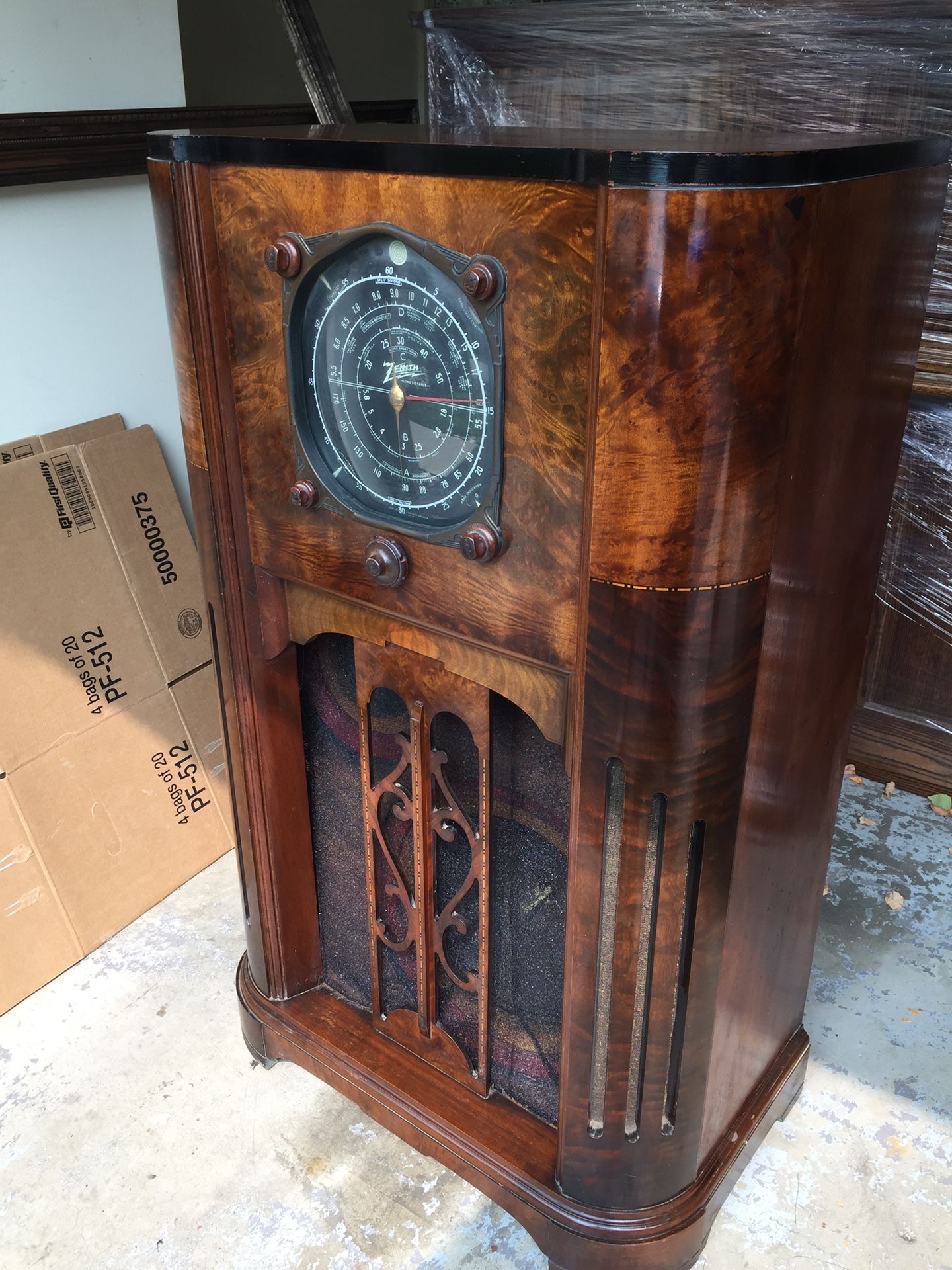 Zenith antique radio
