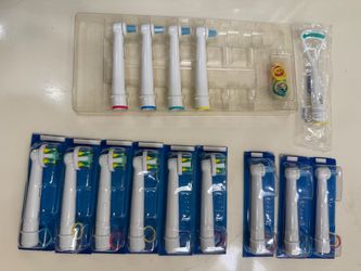 Oral-B 6 Individually Wrapped Floss Action Brush Heads, 7 Power Tips (+4 unwrapped) 1 Tongue Scraper