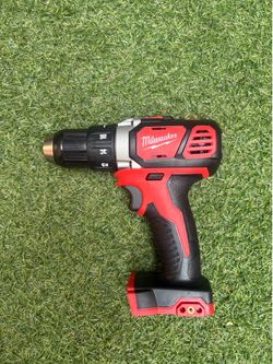 Milwaukee M18 18V Lithium-Ion Cordless 1/2 in. Drill Driver (Tool-Only)