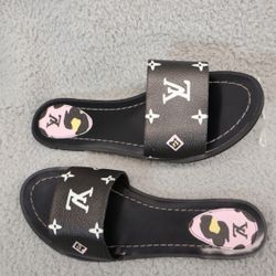 Louis Vuitton Women sz 39 Lock It Flat Mule Sandals Monogram Vegan Leather