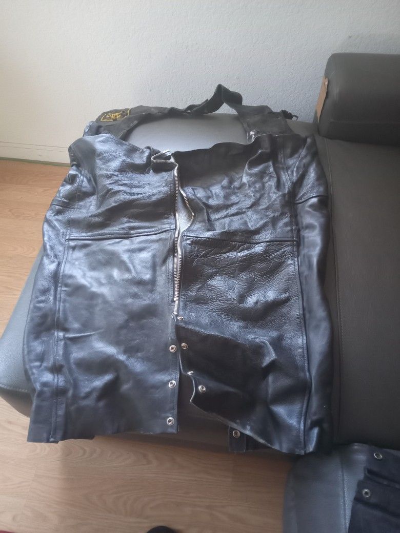 MOTOR CYCLE LEATHER OUTFIT