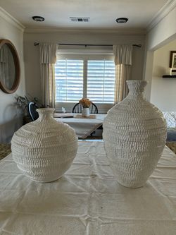 Set of 2 White Ceramic Textured Vases