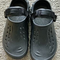 Crocs Echo Clogs Triple Black Women's Size J6