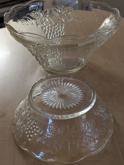 2 piece glass punch bowl with glasses