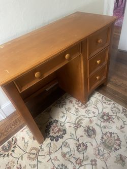 Kid’s Wood Furniture