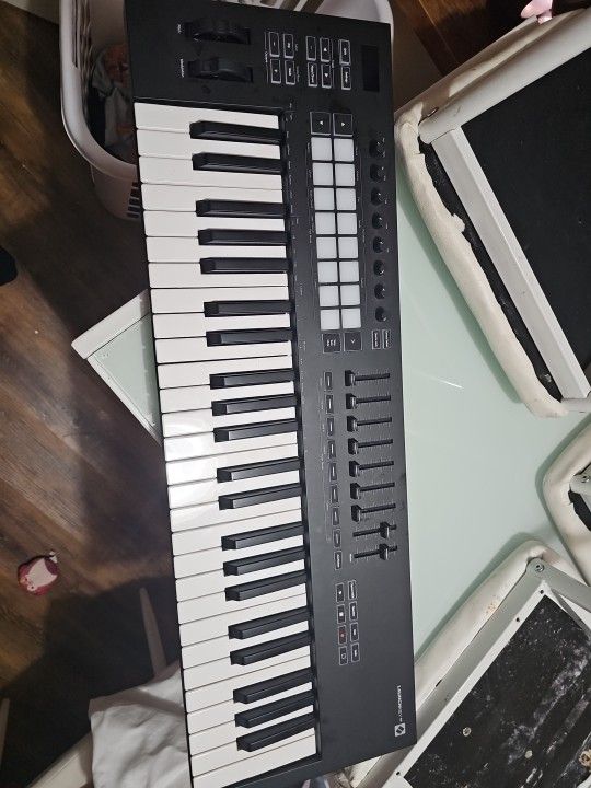 Launchkey 49 Noviation