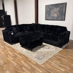 *Warehouse Clearout* Fluffy L Sectional in Black + Outtoman