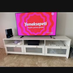 Samsung 50” Smart TV – Great Condition