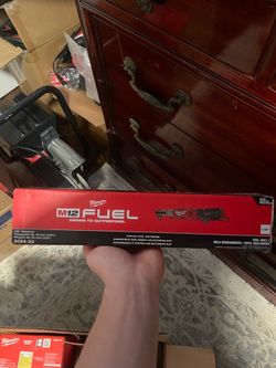 Milwaukee m12 fuel 1/2 ratchet