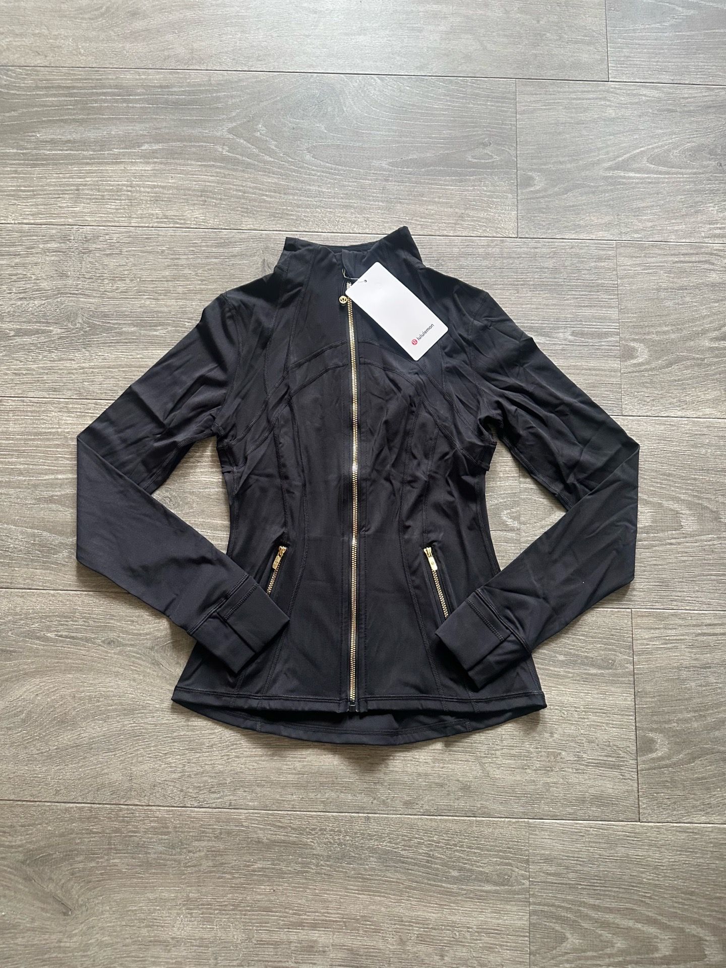 Lulú lemon define jacket