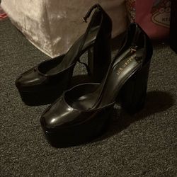 black chunky platform heels!