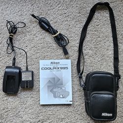 Nikon Coolpix Camera Accessories Bag Manual Charger & Cables