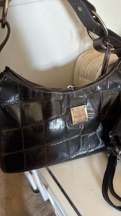 Dooney and bourke purse