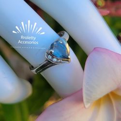 Sterling Silver 925 Ring Drops Design With Topaz Stone