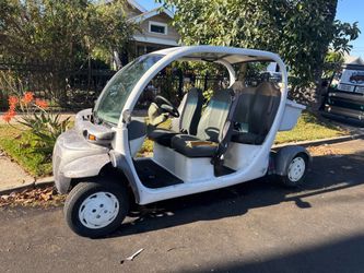 2002 GEM GOLF CART