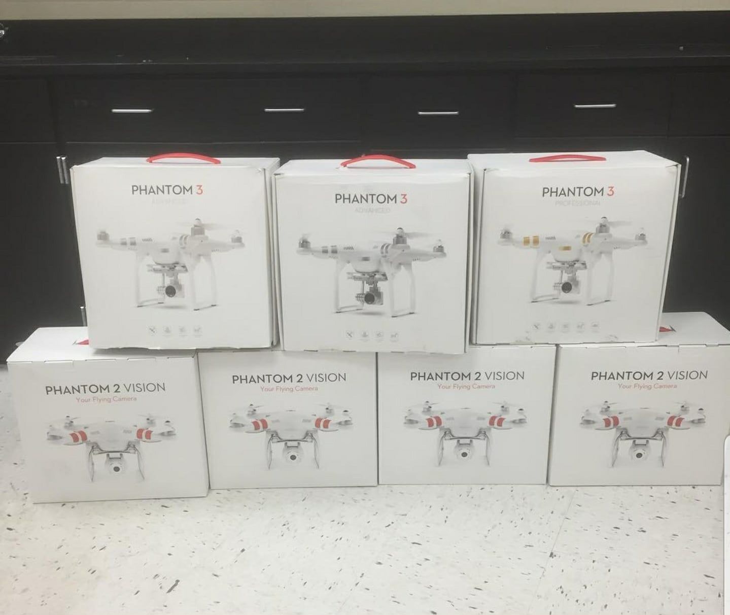 DJI PHAMTOM 3 ADV