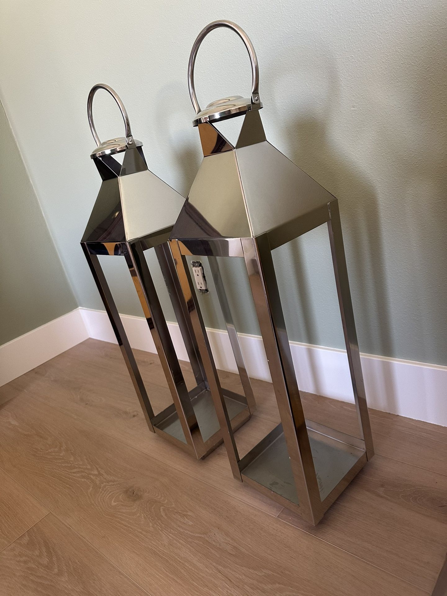 Decorative candle holders