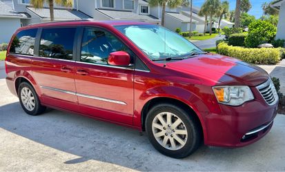 2016 Chrysler Town & Country
