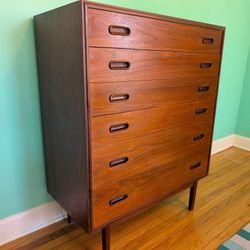 Vintage MCM Dresser