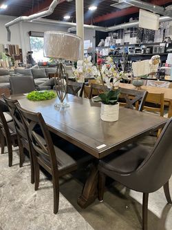 9-piece dining set from Costco 🔥