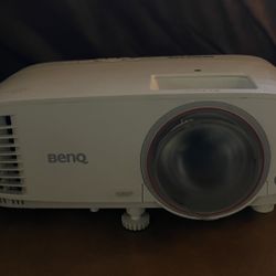 BenQ TH671ST 1080p Short Throw Gaming Projector | Gaming Mode for Intense Low Input Lag Action | 3000 Lumens 
