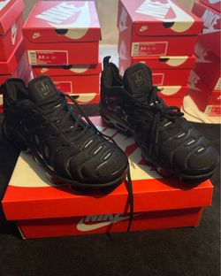 New Nike Air Vapor Max Sizes: 8,8.5,9.5,10 & 11