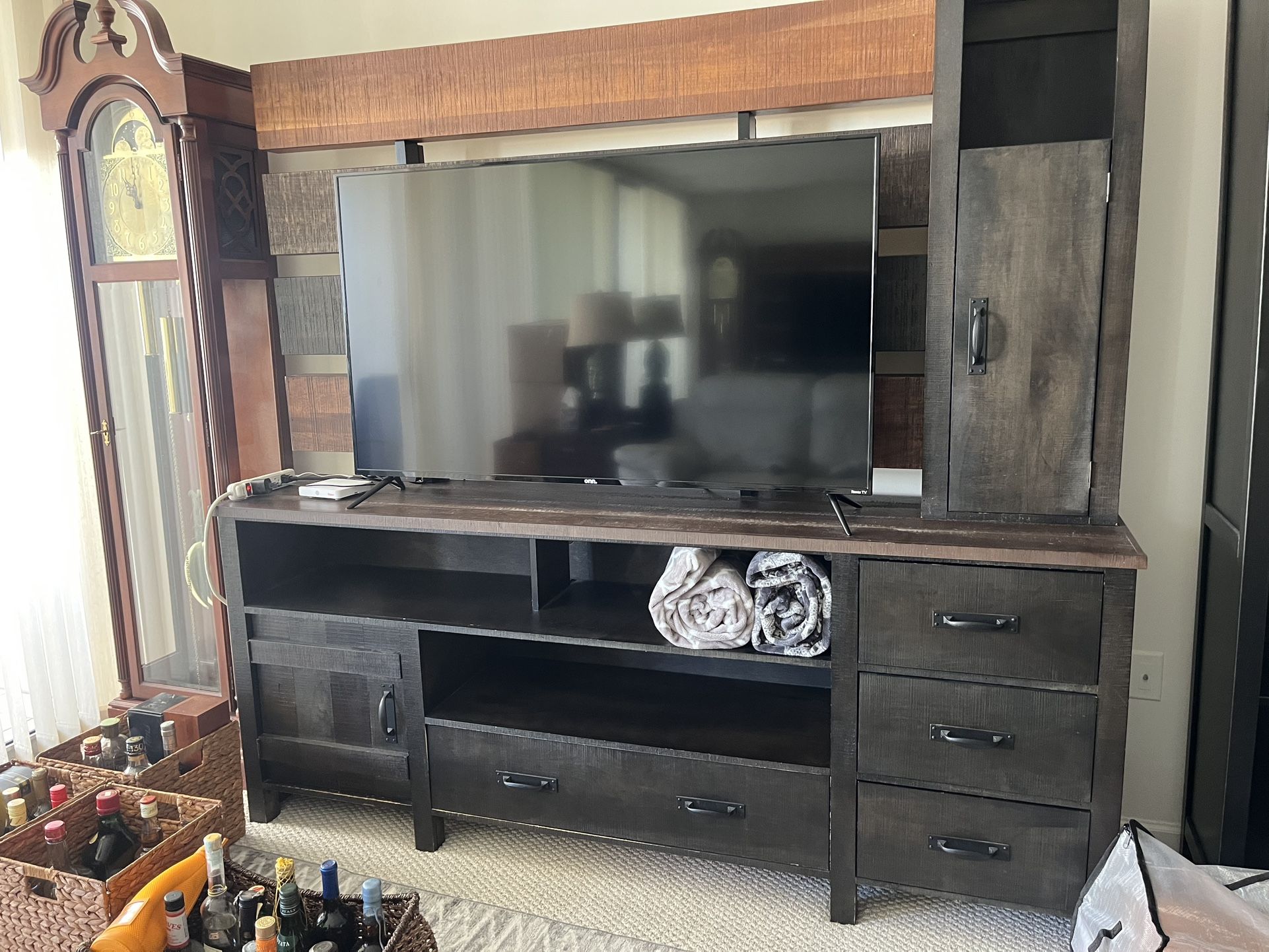 Tv Stand And Entertainment Center