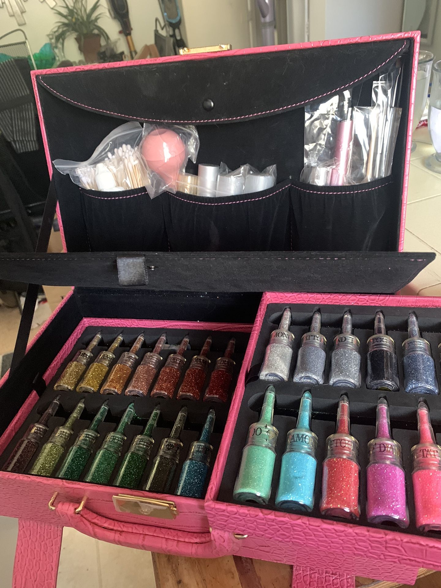 New Case Of 48 Colors Of Glitter Tattoo With Accessories. From DIAMOND / Japan Reduced 