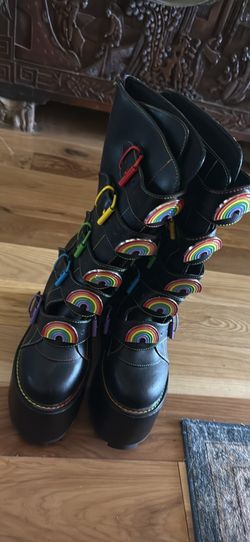 XRN pride stompers boots size 8