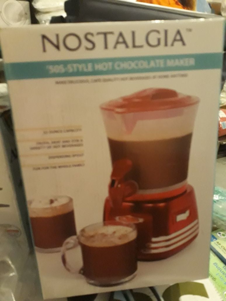 Nostalgia hot chocolate maker