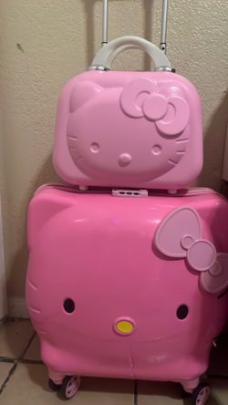 hello kitty luggage with carrier
