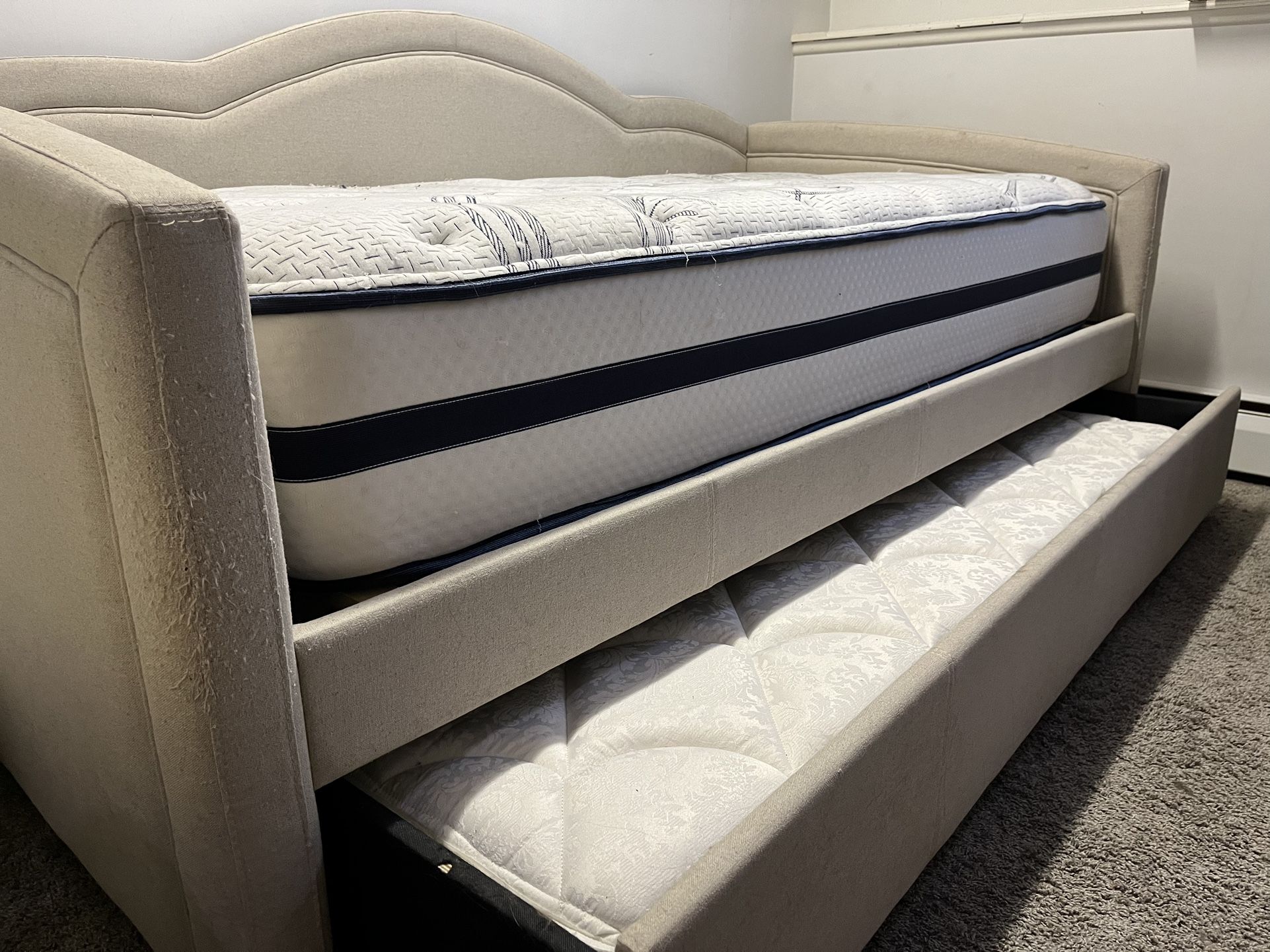 Twin Trundle Day Bed