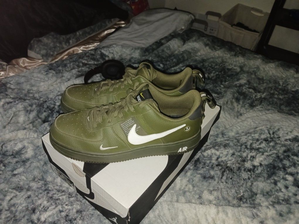 " FOREST GREEN " NIK€  AIR FORCE ONES
