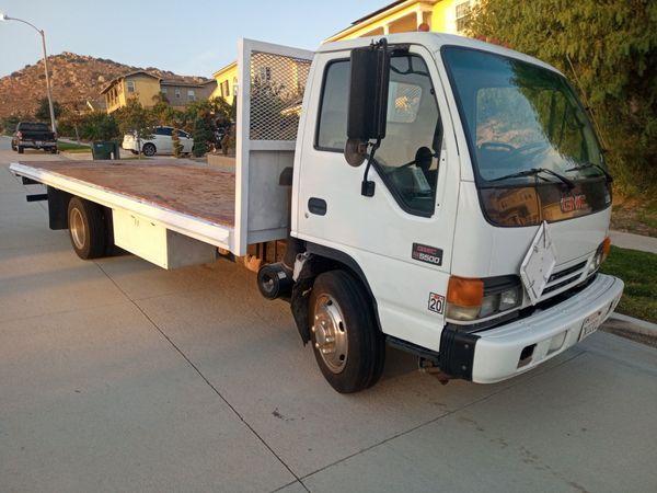 2005 GMC W5500 (Automatic Transmission) for Sale in Corona, CA - OfferUp