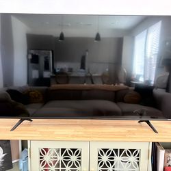 51 inch Roku TV + Roku remote