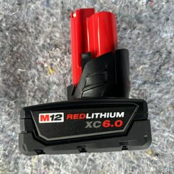 MILWAUKEE M12 6.0 AH BATTERY DRILL 
