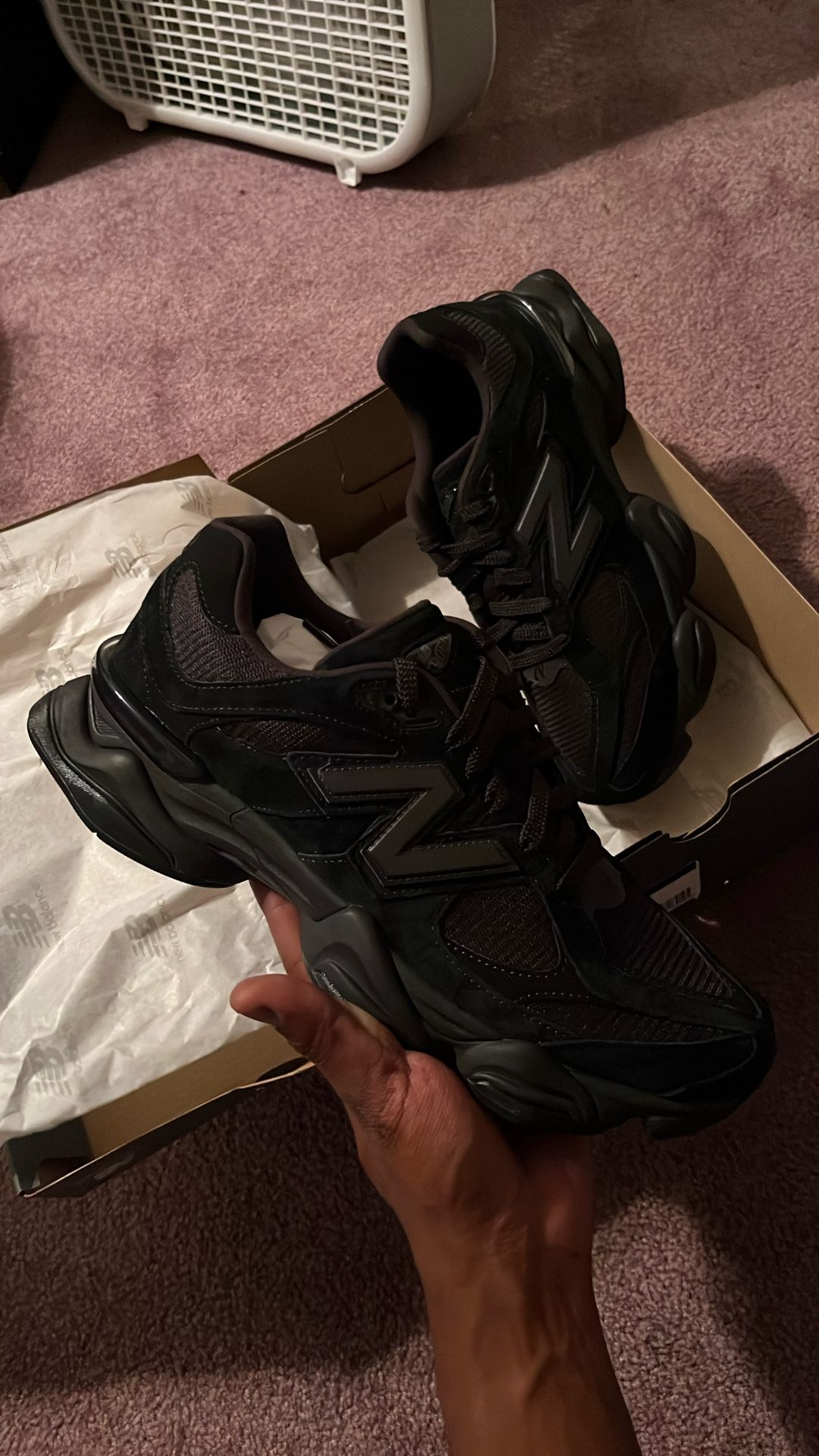 New Balance 9060 Triple Black